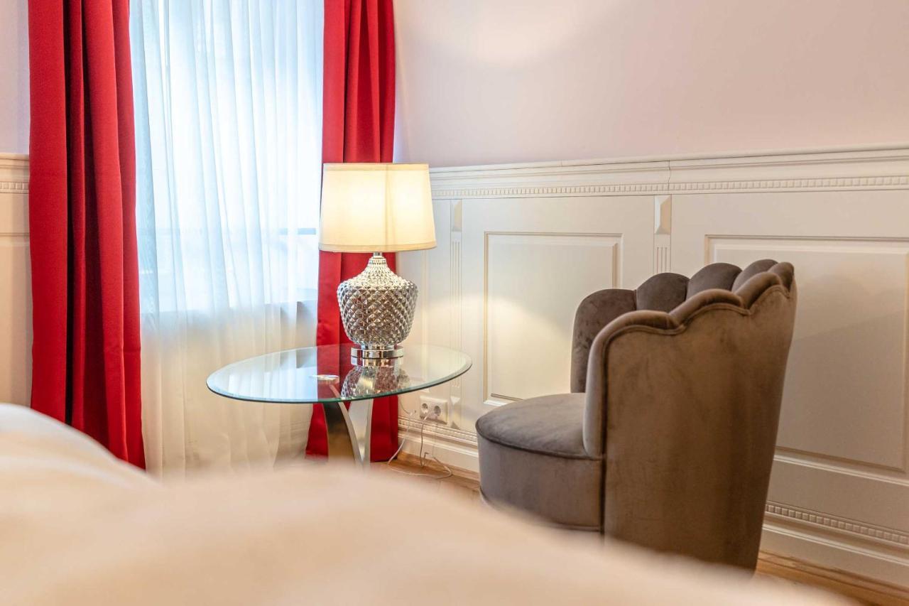 Altstadthotel Bachbraeu 魏尔海姆 外观 照片