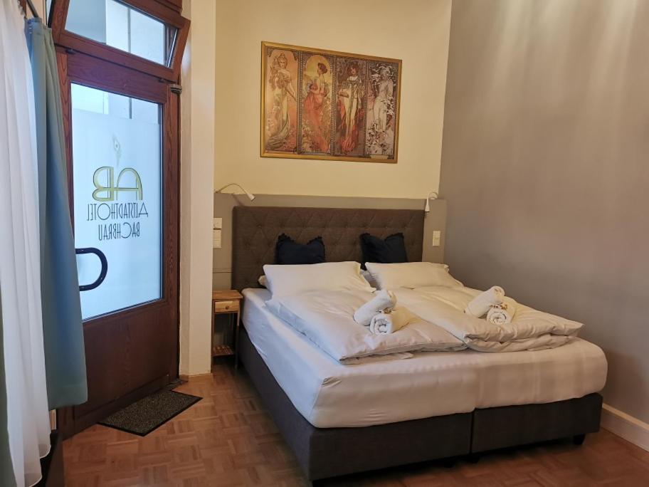 Altstadthotel Bachbraeu 魏尔海姆 外观 照片