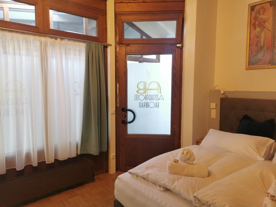 Altstadthotel Bachbraeu 魏尔海姆 外观 照片